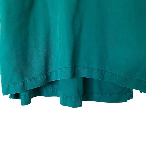 Green Ruffled V-Neck Long Sleeve Pullover Blouse - Picture 5 of 7